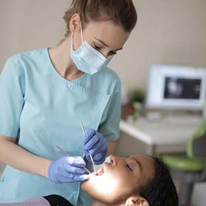 dentist in malad east